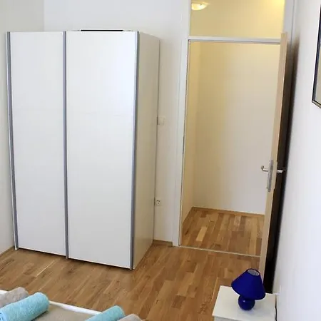Apartment Xxxl Makarska